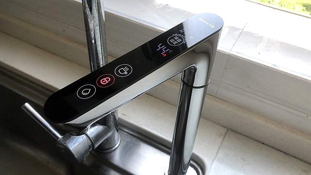 打通净水机最后一公里，8秒出热水，滤芯管两年，九阳热小净体验