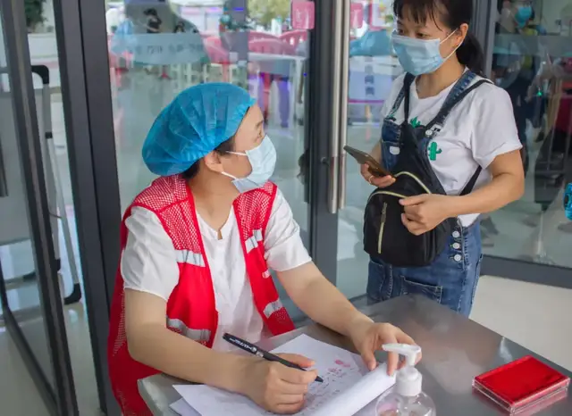 湘潭县妇幼保健院： “疫”线担当，护卫健康