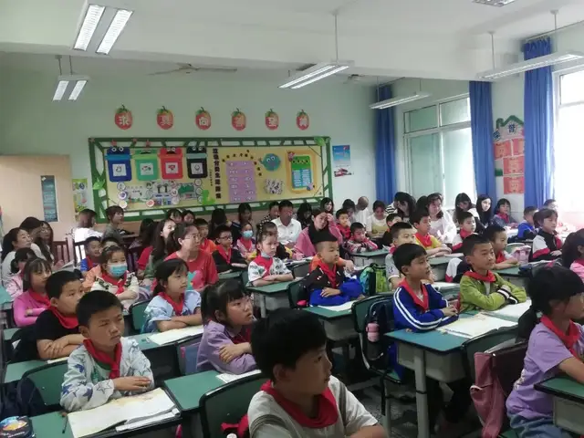 四川天府新区永兴小学——“语”你同行，“研”绎蓄力