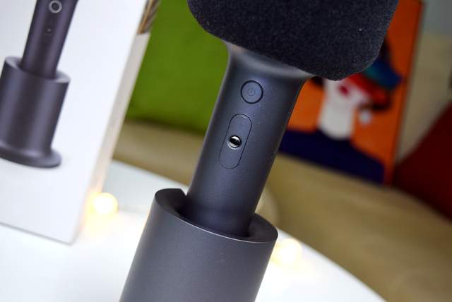 米家K歌麦克风：把KTV随身携带，不仅能唱还能听