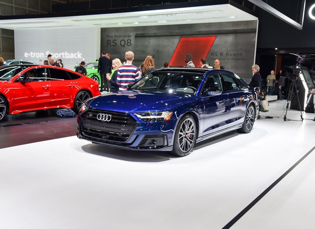 奥迪s8l洛杉矶车展首发亮相!在近日,奥迪s8l在洛杉矶车展