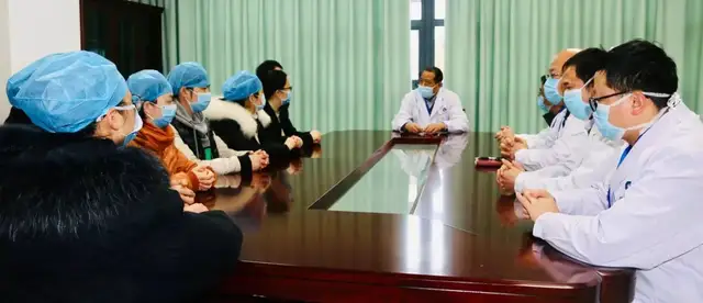 坚守医者初心 不负白衣使命 湘潭县人民医院组织观看电影《中国医生》