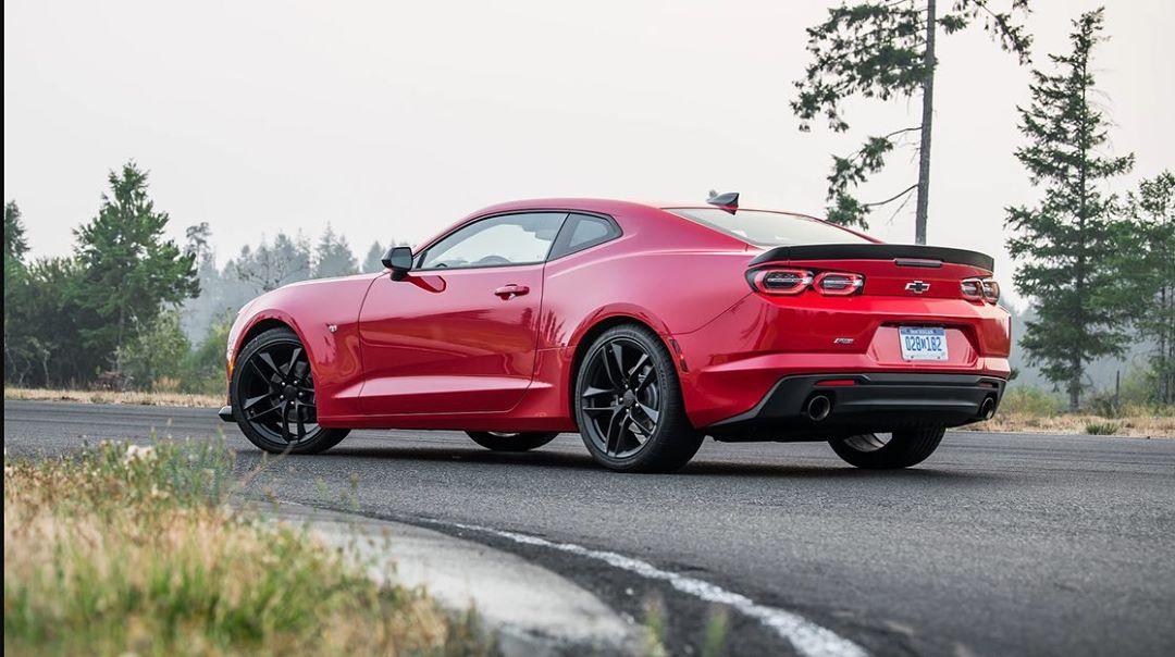 日前,我们从海外媒体得知,2021款雪佛兰科迈罗车型正式亮相