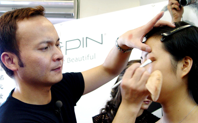 毛戈平化不了z世代的妆