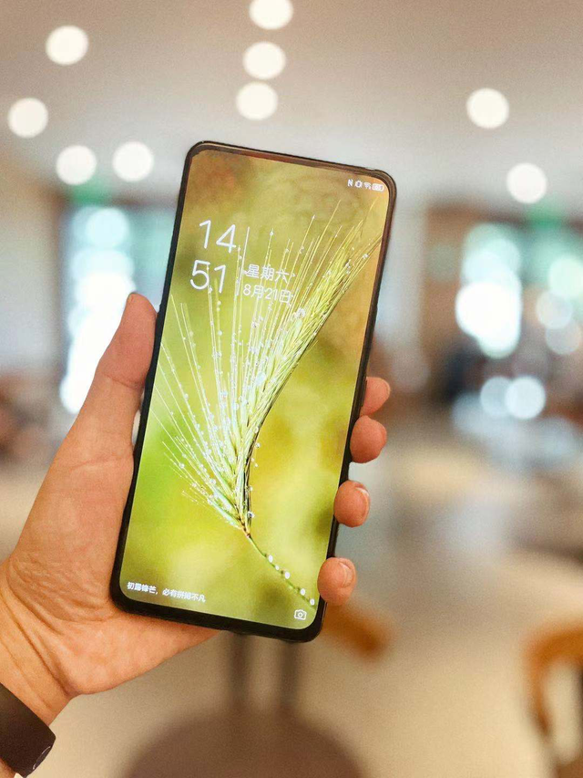 真全面屏带来更沉浸的交互——中兴Axon 30 5G深度体验