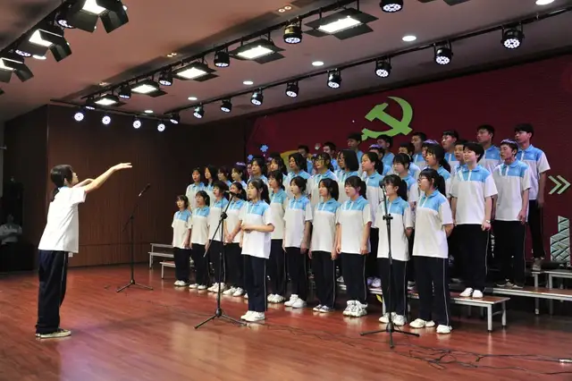 童心向党 红歌嘹亮|湘潭市三中举行“童心向党——唱支红歌给党听”合唱比赛