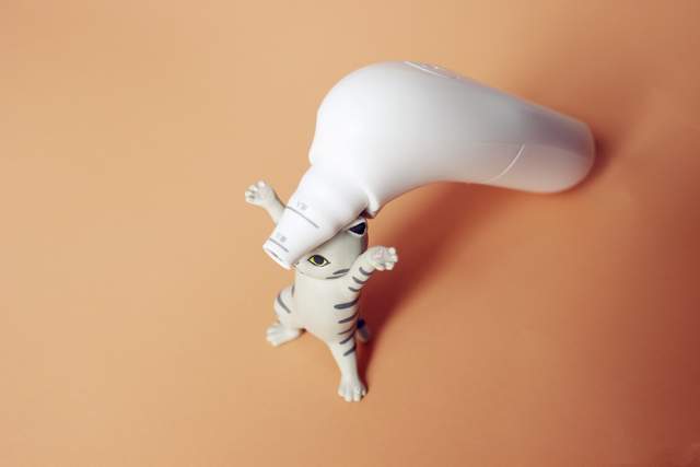 新升级更便捷——凡米发光耳温计使用