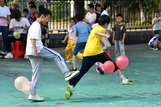 大手牵小手，你我共成长——记湘钢一中教育集团教工子女庆“六一”亲子活动