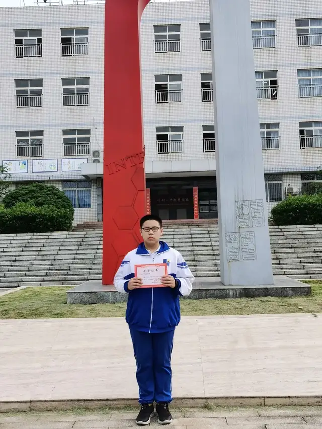 书香浸润校园，经典点亮人生——湘钢一中教育集团十二中校区首届语文周活动剪影