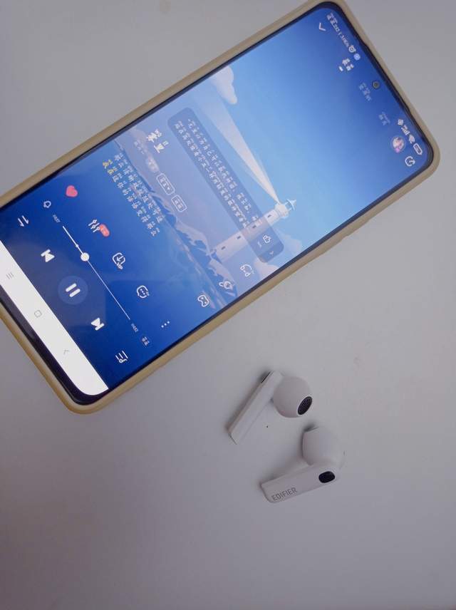 漫步者的亲儿子？到手没几天，女朋友：你的LolliPods Mini我要了