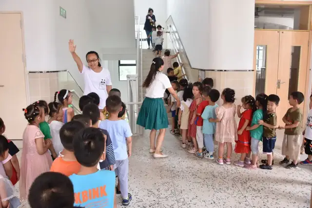 以练为战，防汛有道——宁安幼儿园防汛演练活动