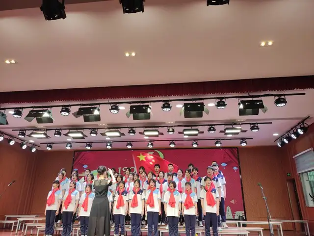 童心向党 红歌嘹亮|湘潭市三中举行“童心向党——唱支红歌给党听”合唱比赛