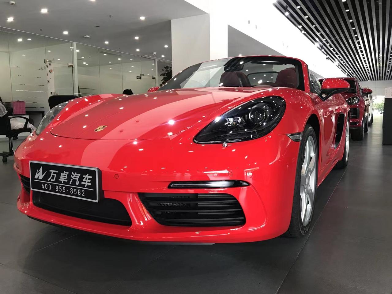 保时捷718boxster红红