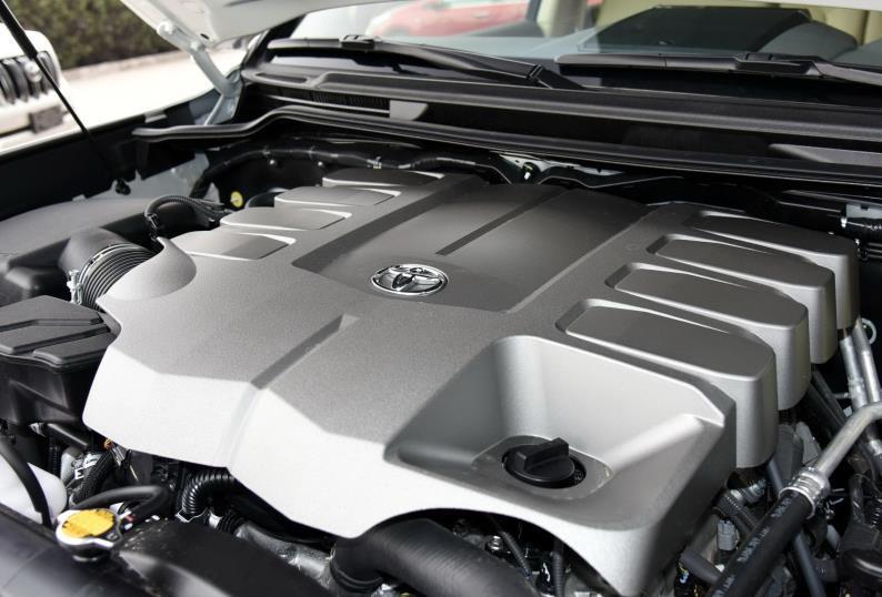丰田汽车申请双涡轮增压v8发动机专利