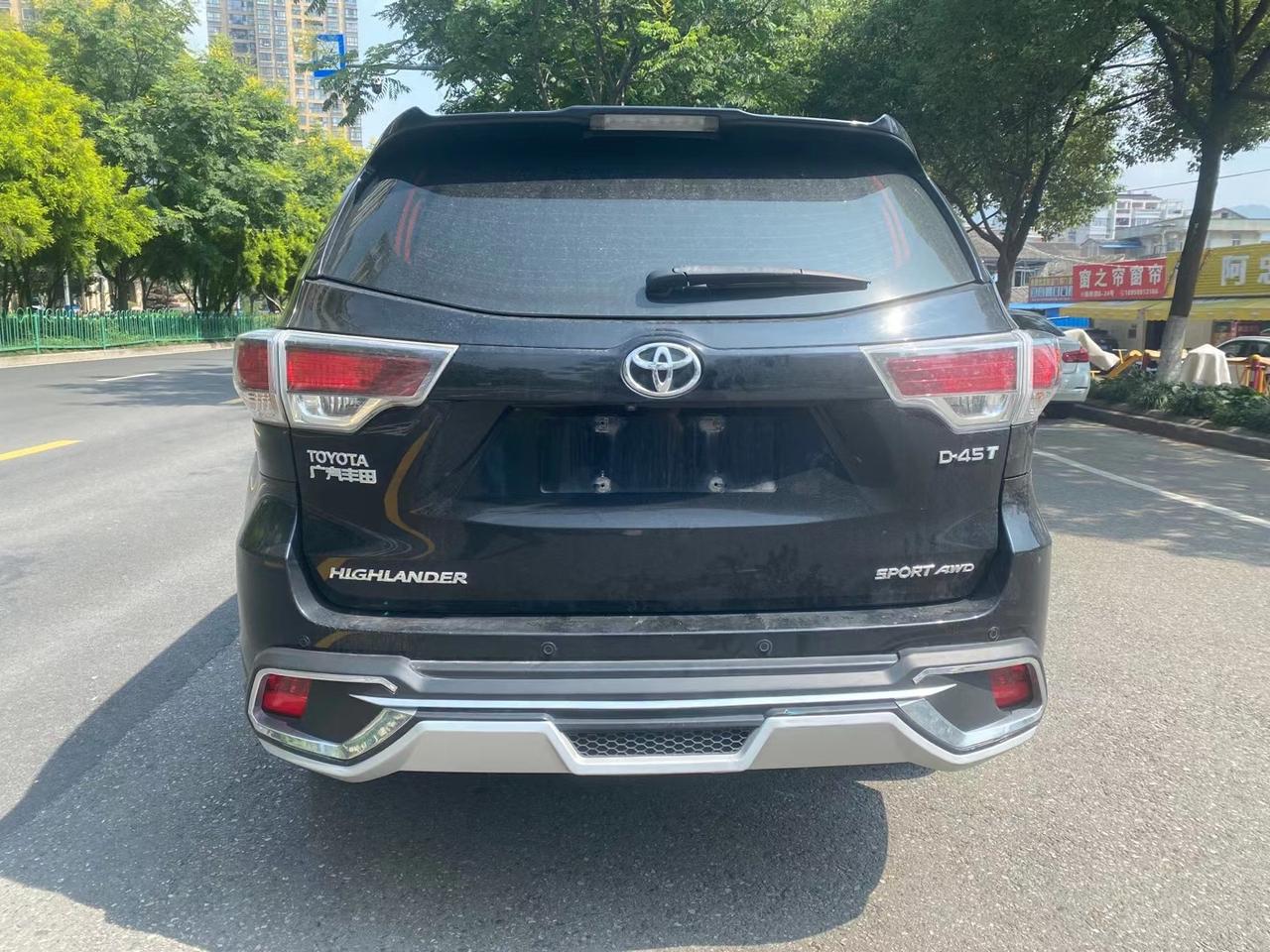 新到17年7月份上牌丰田汉兰达17款四驱