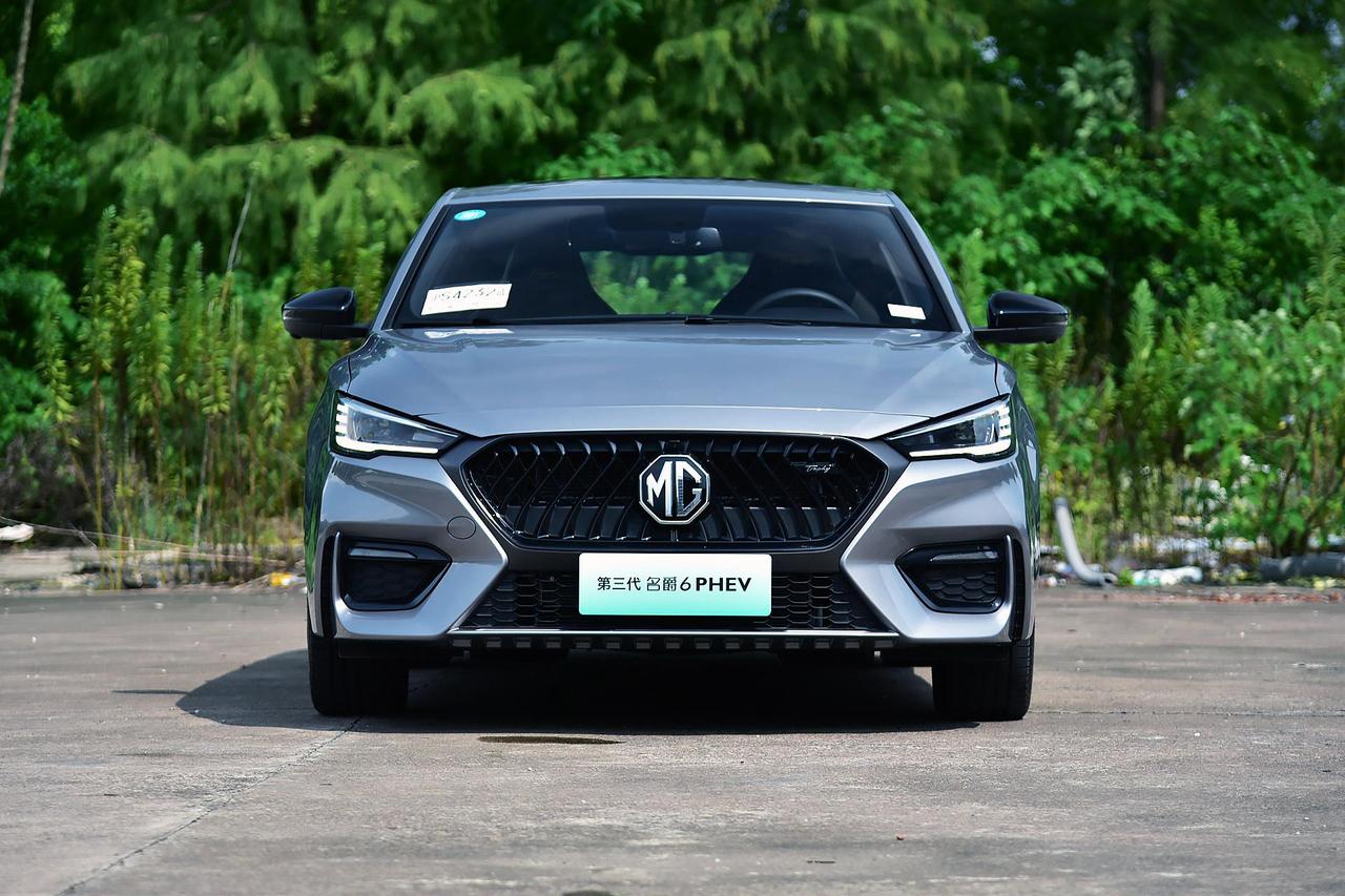 58万起售】9月12日,新款名爵6 phev正式上市,共出四款配置车型,补贴后