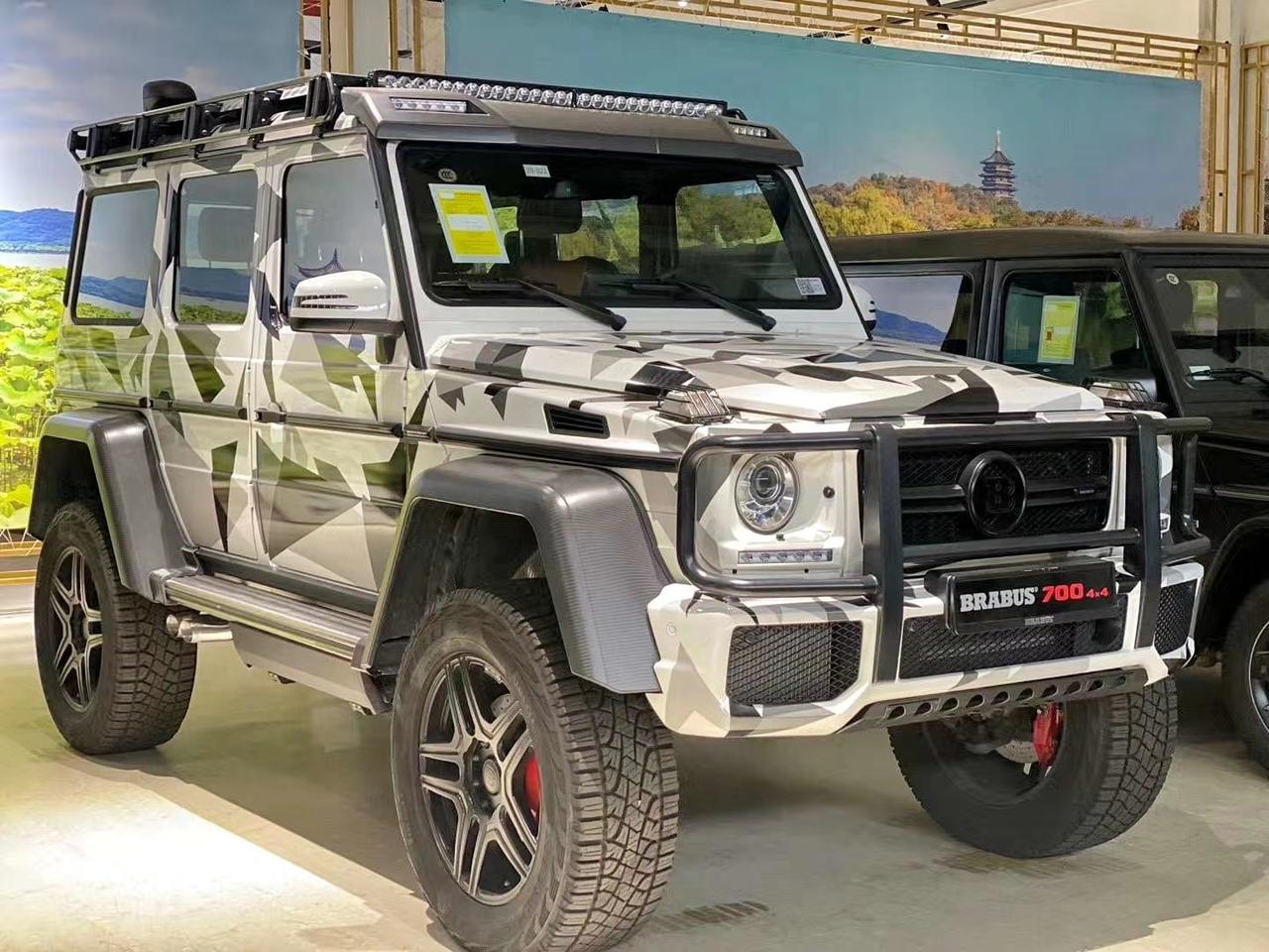 最近出镜率特高的巴博斯700 4×405看习惯新g的内饰 再