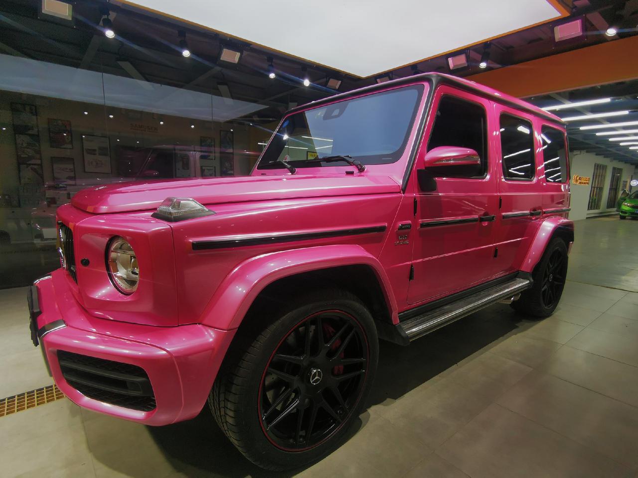 金属贝壳粉 硬汉柔情的感觉 没有男人能拒绝大g 没有女人能拒绝粉色