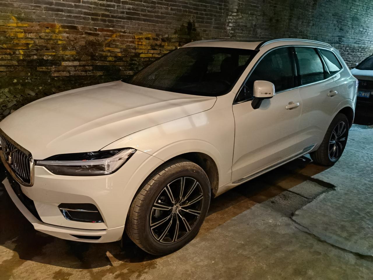 提沃尔沃xc60智远豪华
