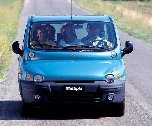 说到丑,就不得不提菲亚特multipla,估计世界没有比它更