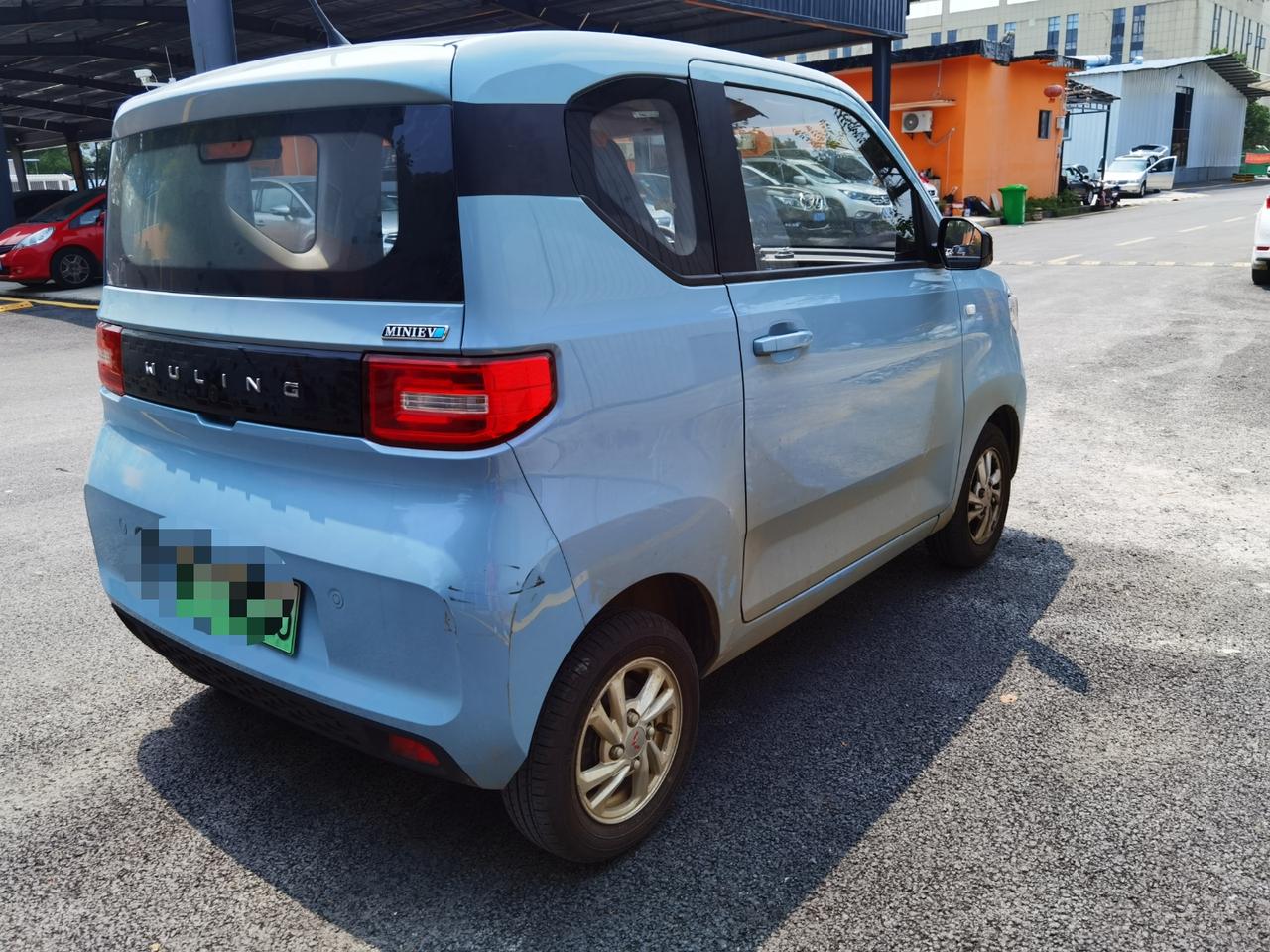 蒂芙尼蓝五菱宏光miniev