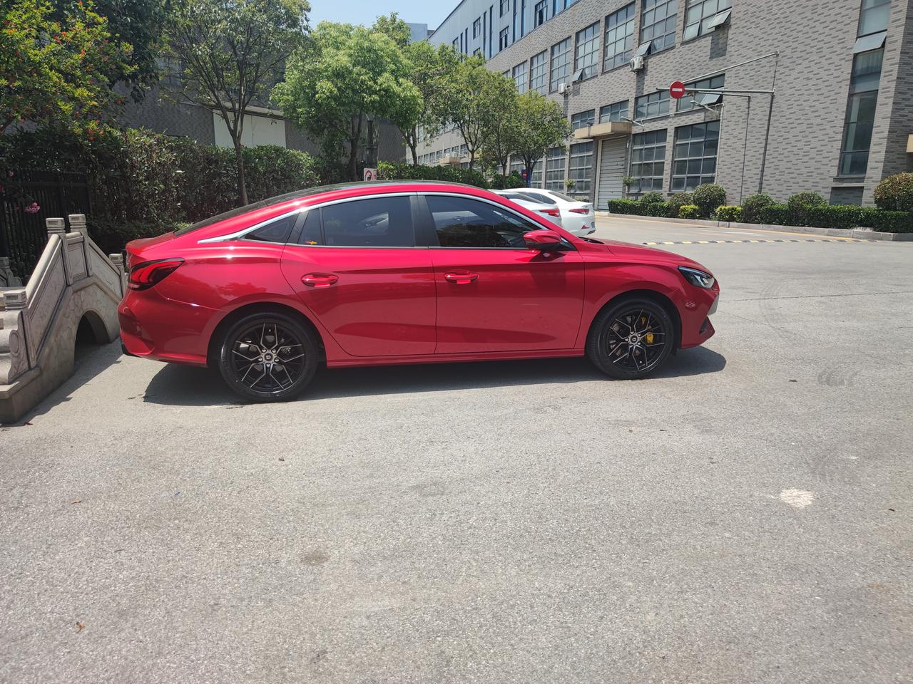 全网最帅赤焰红旗舰改装