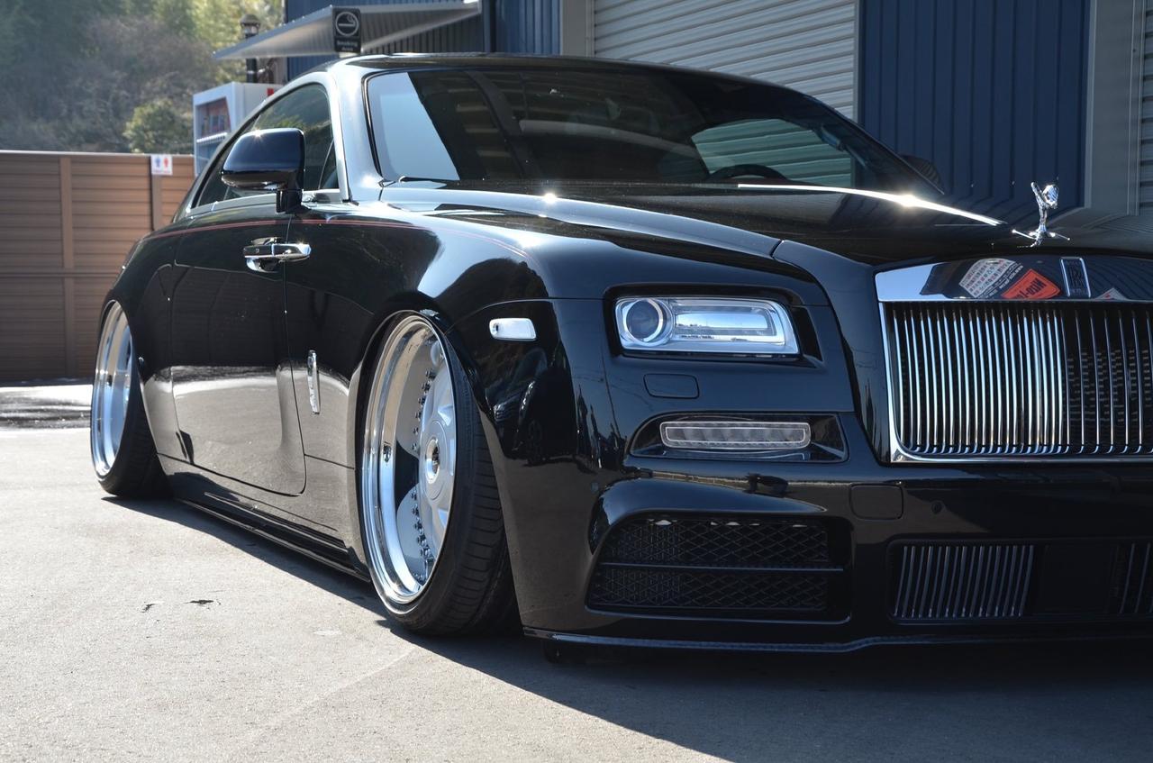 劳斯莱斯魅影跑车低趴改装内容,日本车主的改装作品_魅影车友圈_懂车