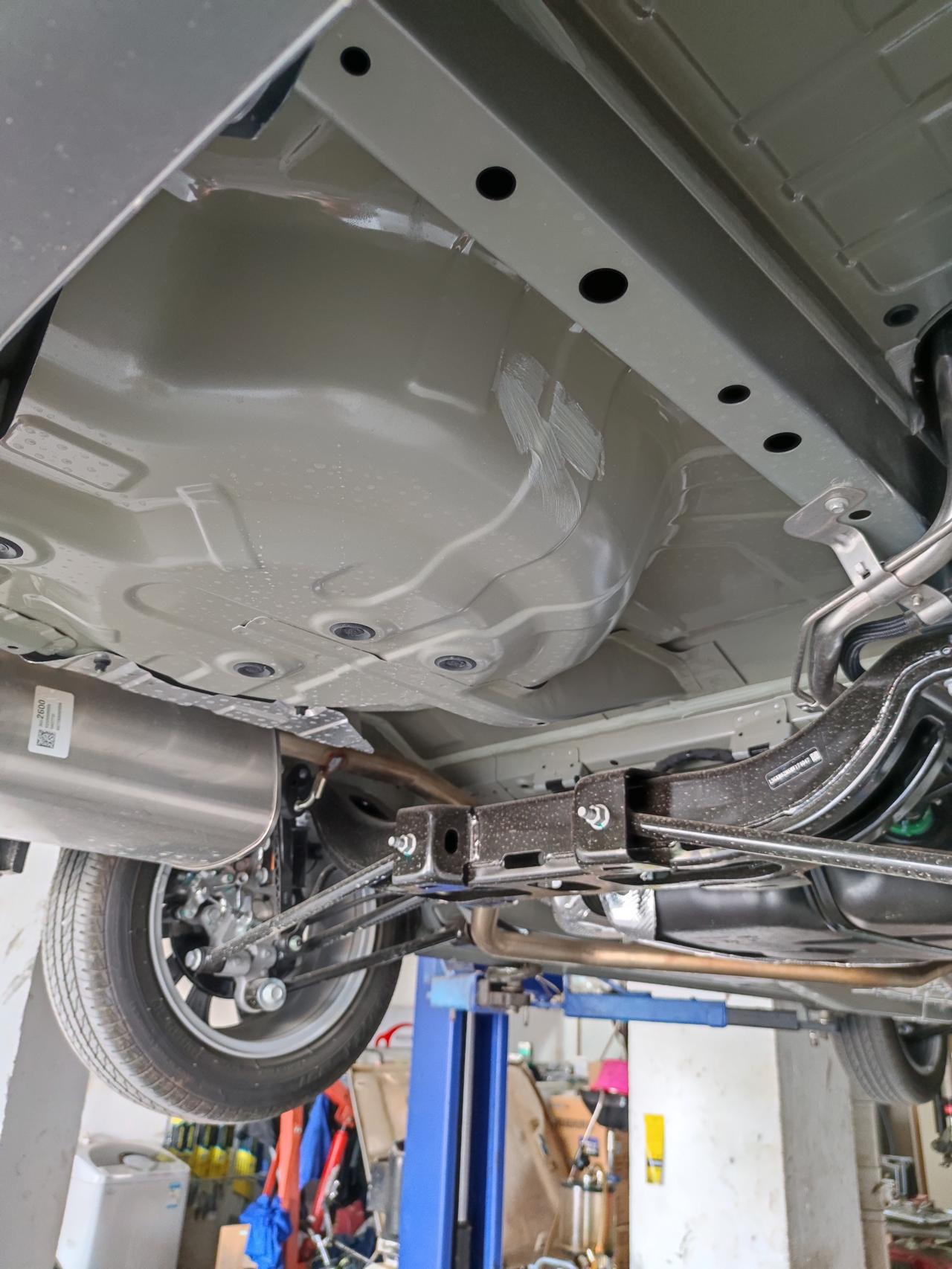 科鲁泽底盘空荡荡