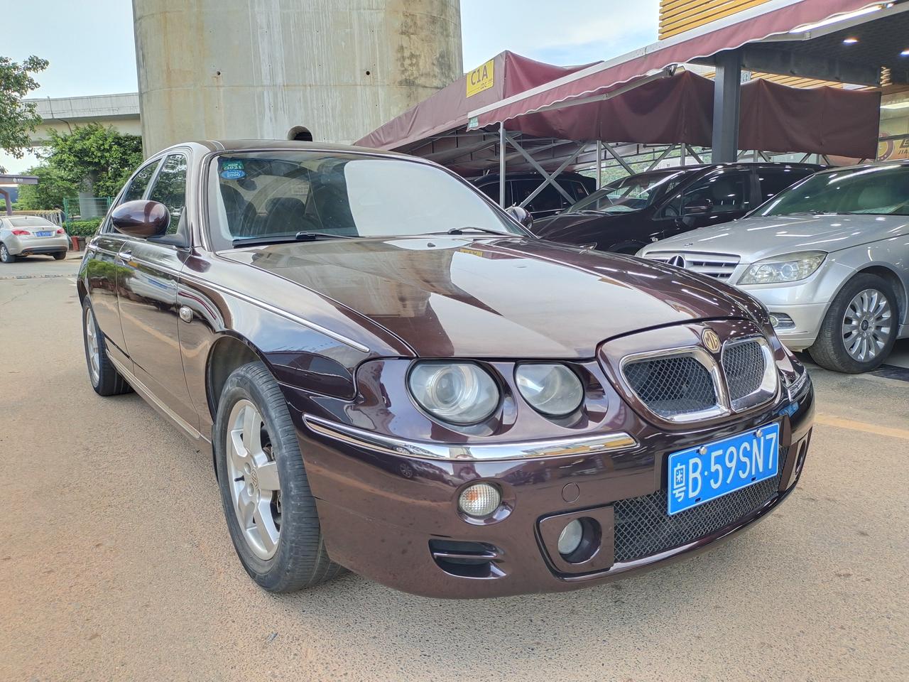 深圳个人精品名爵7英国皇家血统复古老爷车型2012年5月上牌18t自动挡