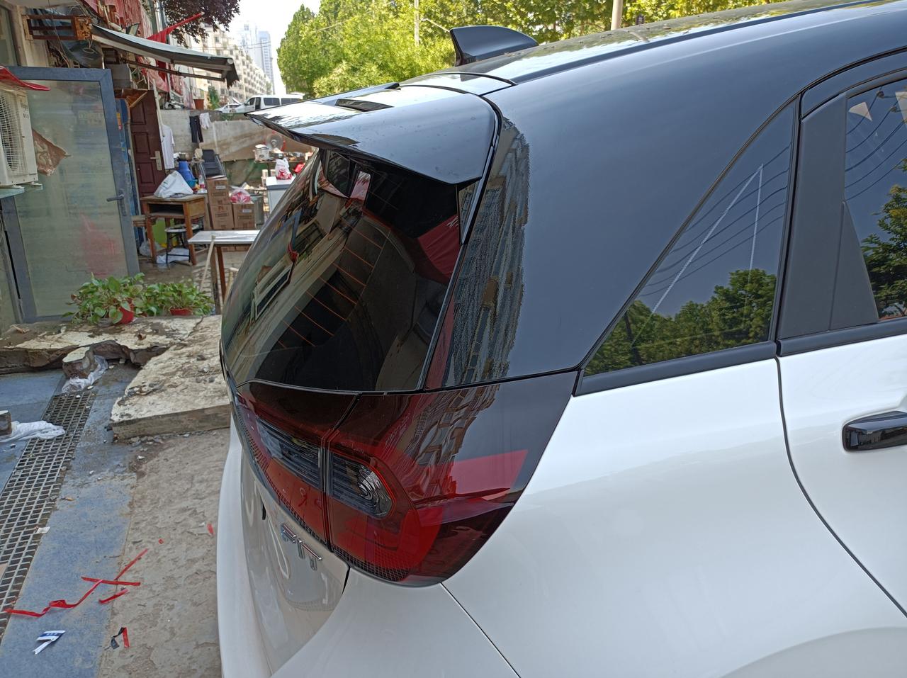 飞度818飞度改黑顶膜双色车身