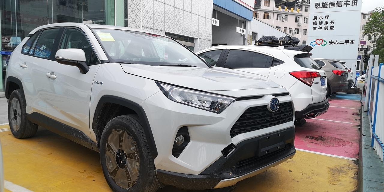 今天订车了,钛晶灰这颜色怎么样_rav4荣放车友圈_懂车帝