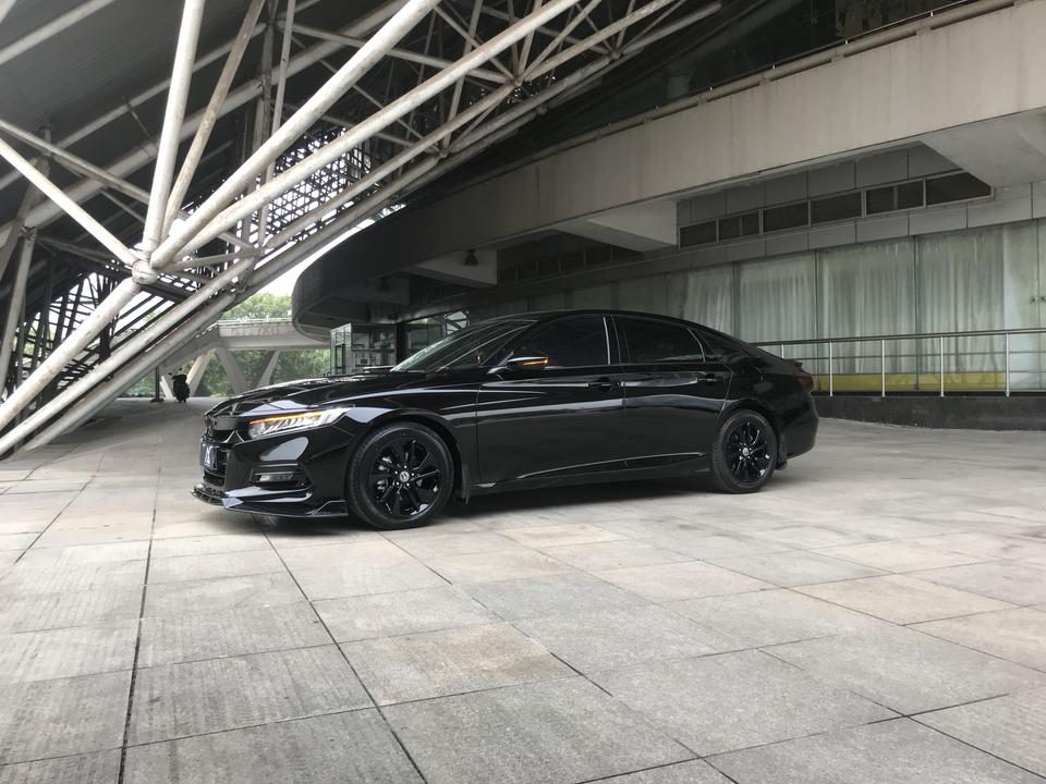 本田雅阁改黑武士就问帅不帅