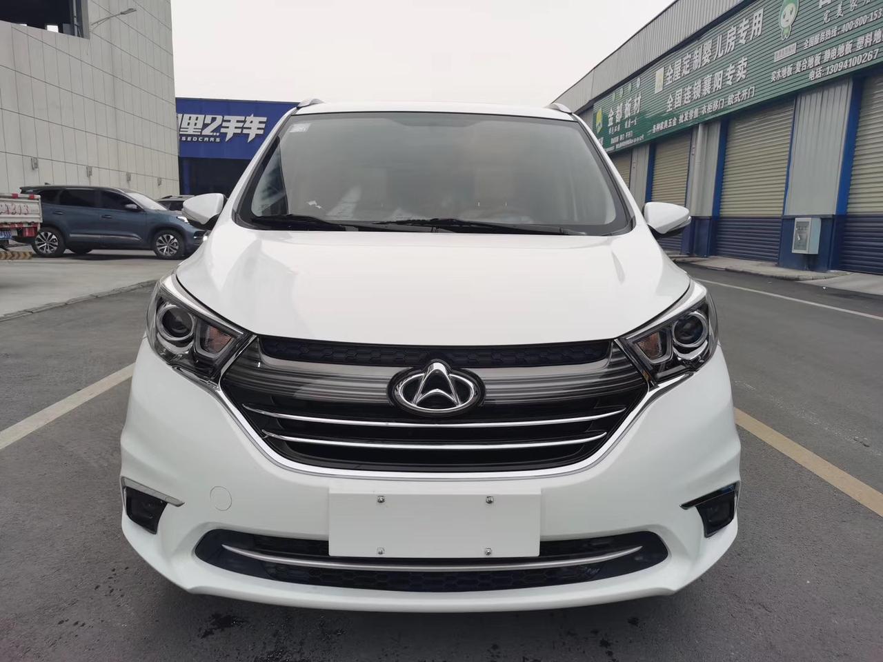 19年2月七座豪华大面包欧尚a600手动豪华版,双液晶显示大