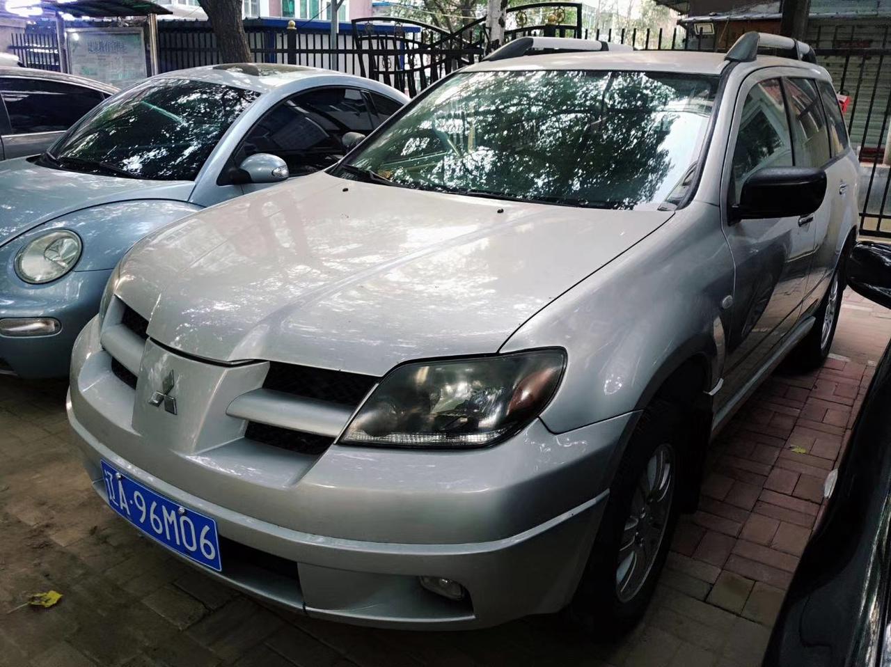 04年欧蓝德24自动四驱