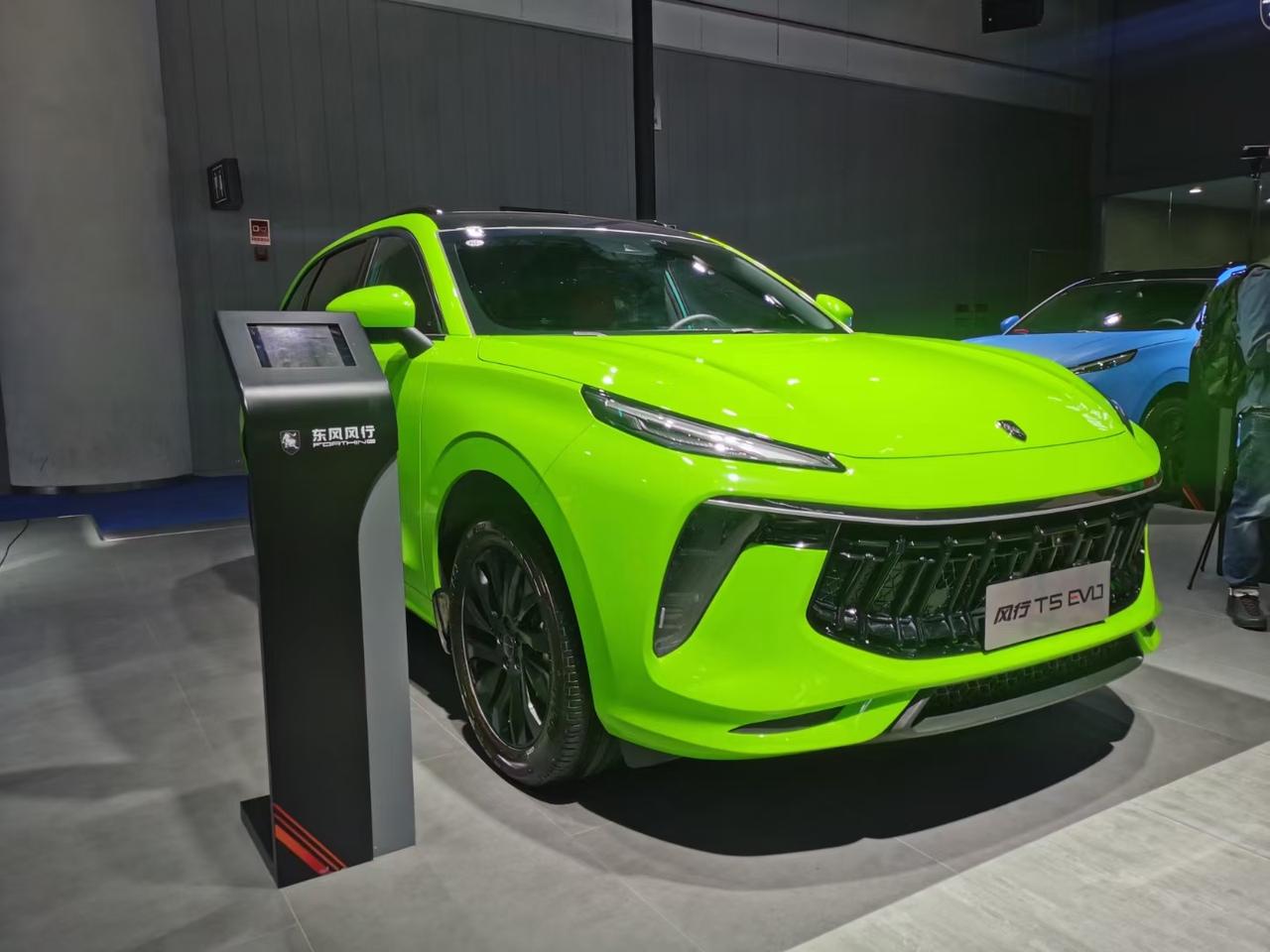 车和女人我都爱_风行t5 evo车友圈_严鑫长钛风行_懂车帝