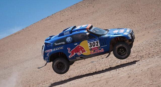 全时四驱,空气悬挂软硬高低可调,托森差速锁的配置,可以保证车