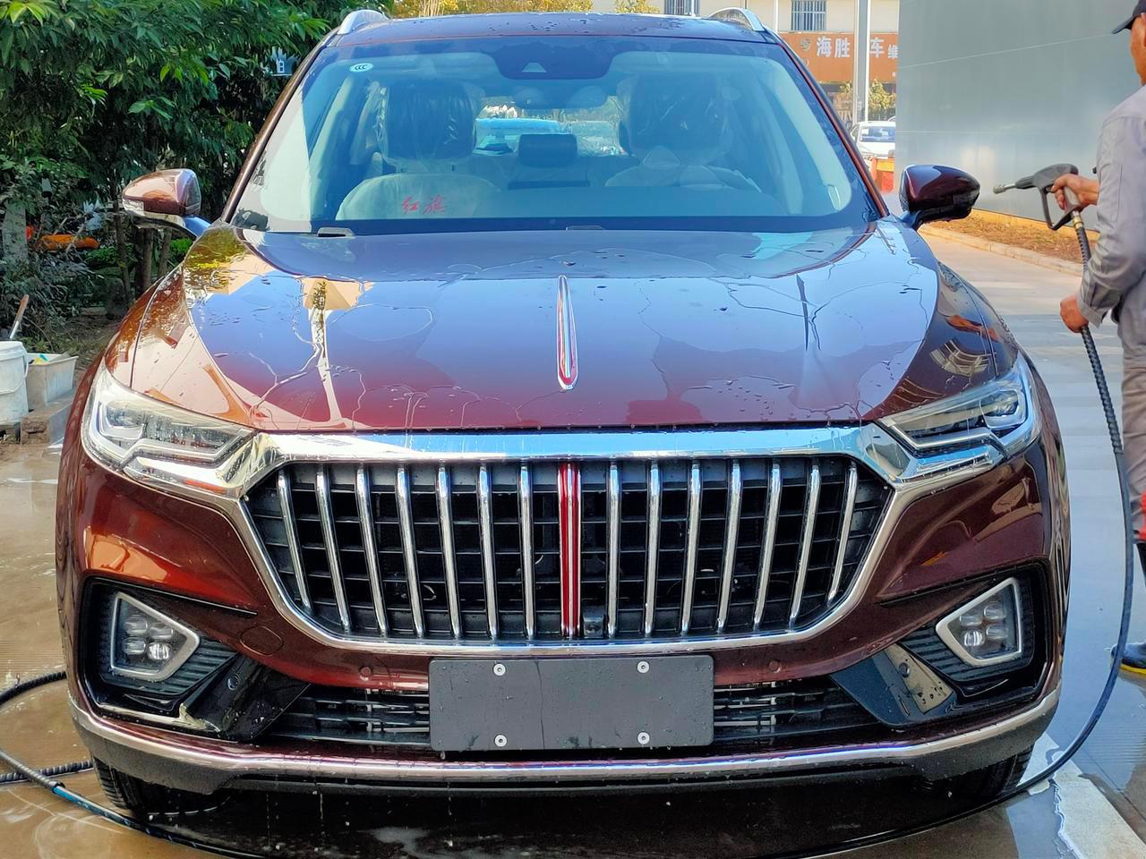 红旗hs5的岩浆棕为啥这么少