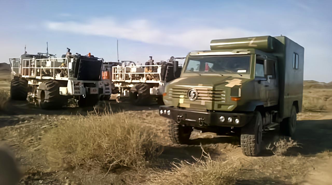 中国版乌尼莫克,陕汽sx2108军用底盘,现在我们把它上装旅