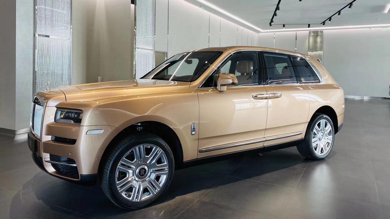 劳斯莱斯库里南 佩特拉沙漠金__懂车帝