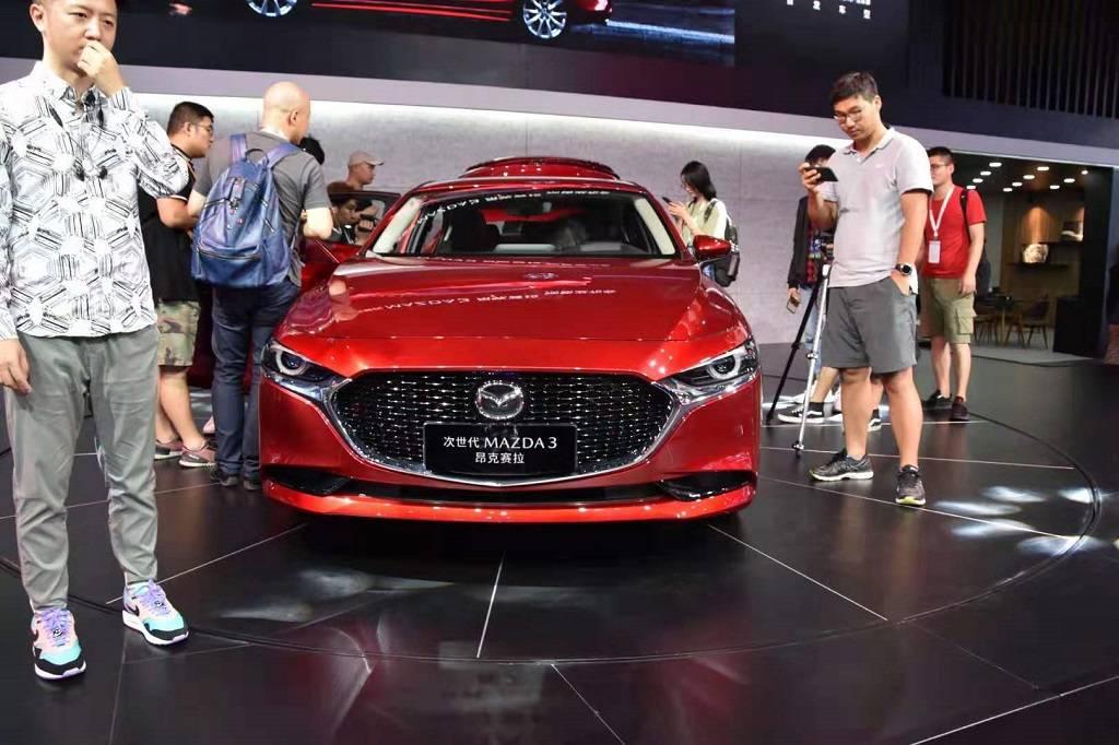 马自达3昂克赛拉于成都车展亮相,预售12.59-17.89万