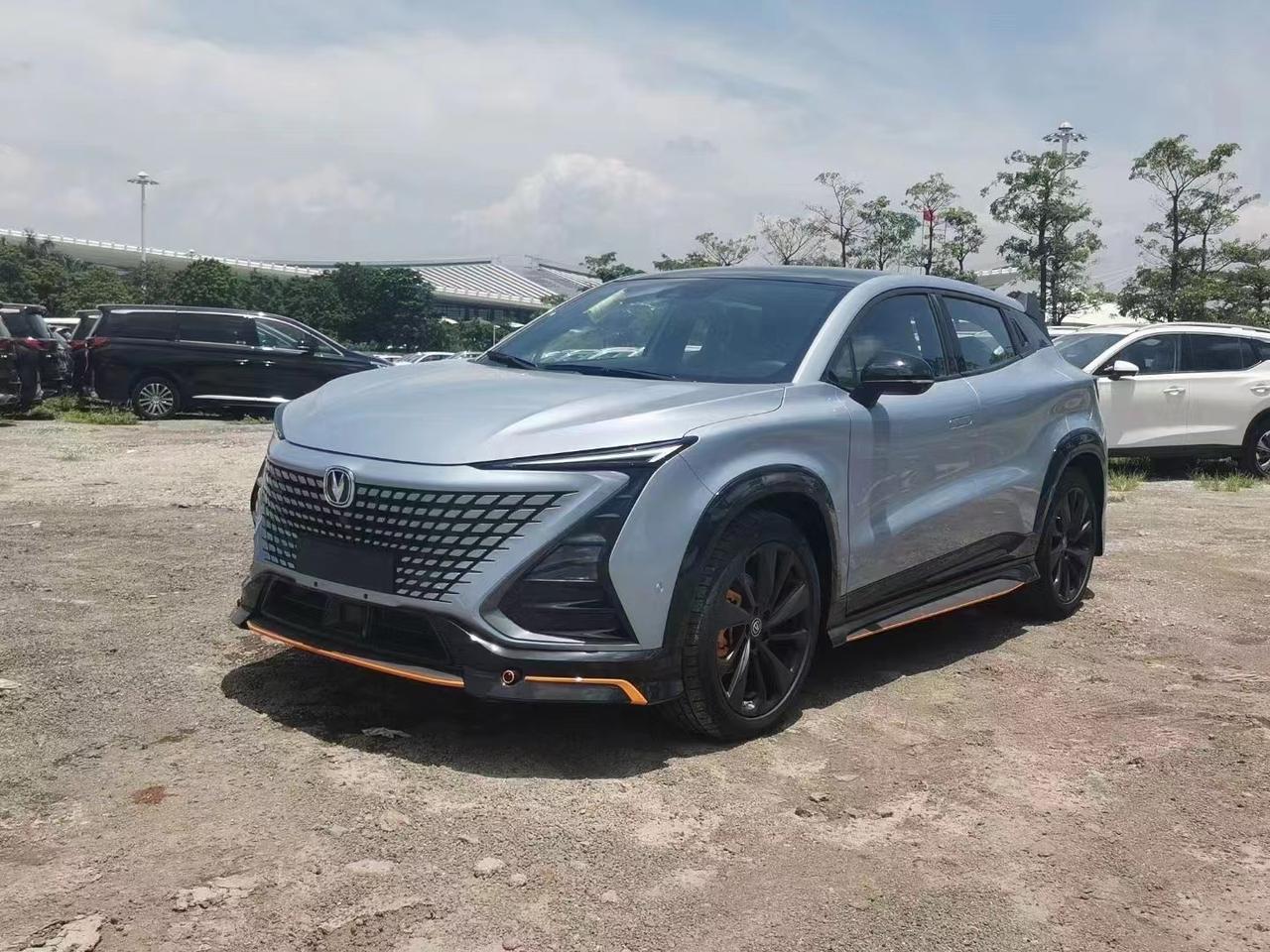 unit运动版出厂自带改件还有翻毛内饰哦