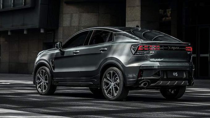 领克品牌旗下首款轿跑suv车型领克05正式上市 此次共上市5