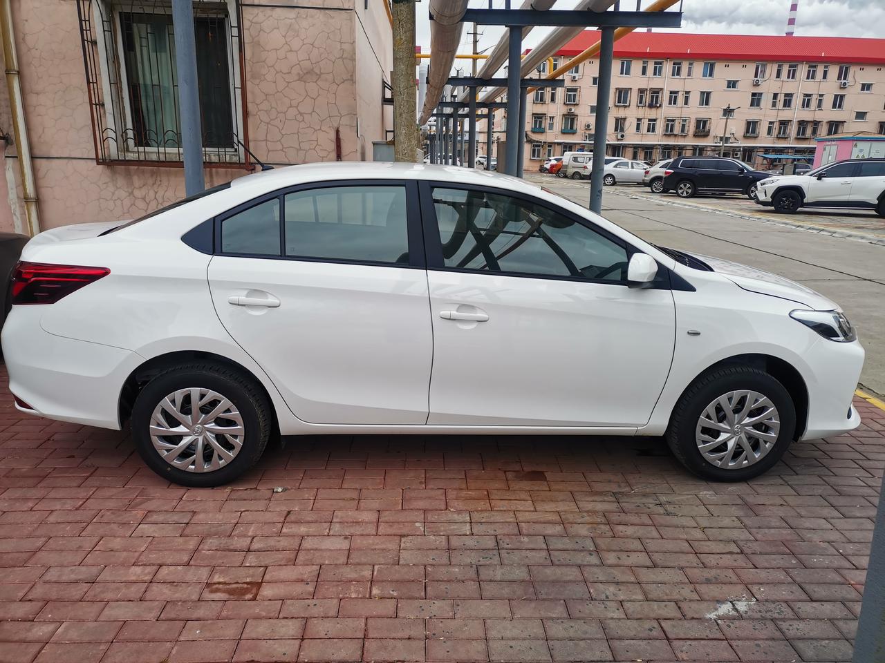 2021款威驰自动创行版提车作业