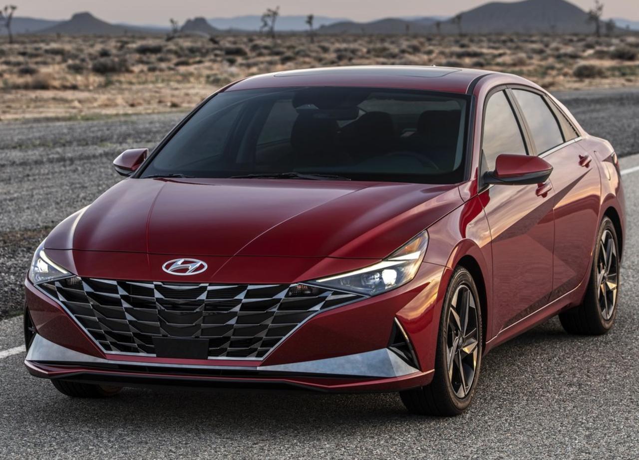 全新一代现代伊兰特官图发布,这套全新的设计语言看起来咋样_懂车帝