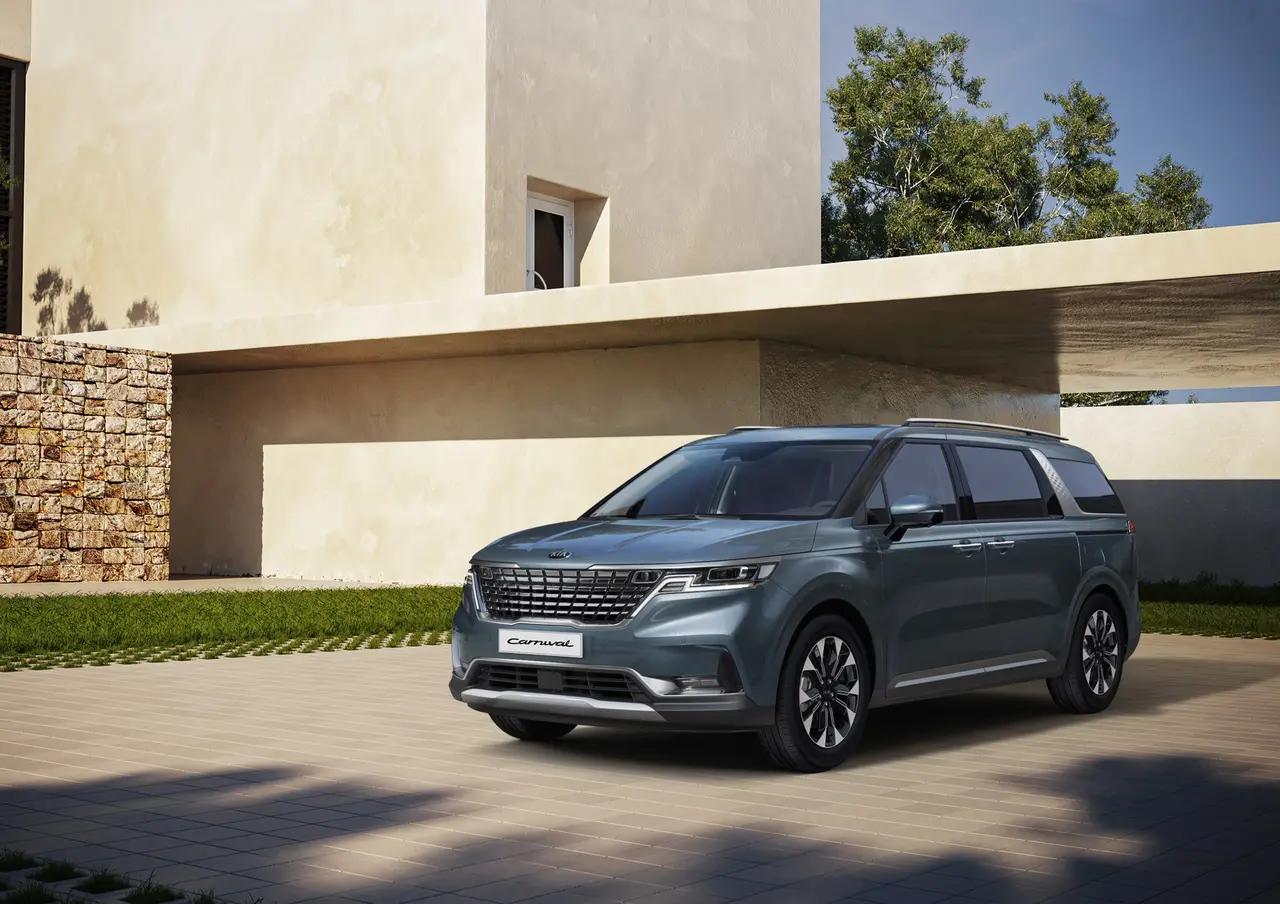 起亚全新mpv carnival官图亮相,官方定义为"gra