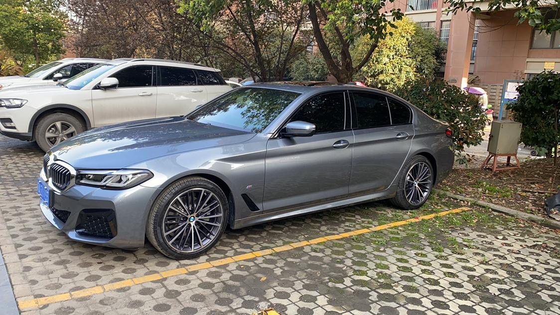 版主别删哦2021宝马525i标轴石青