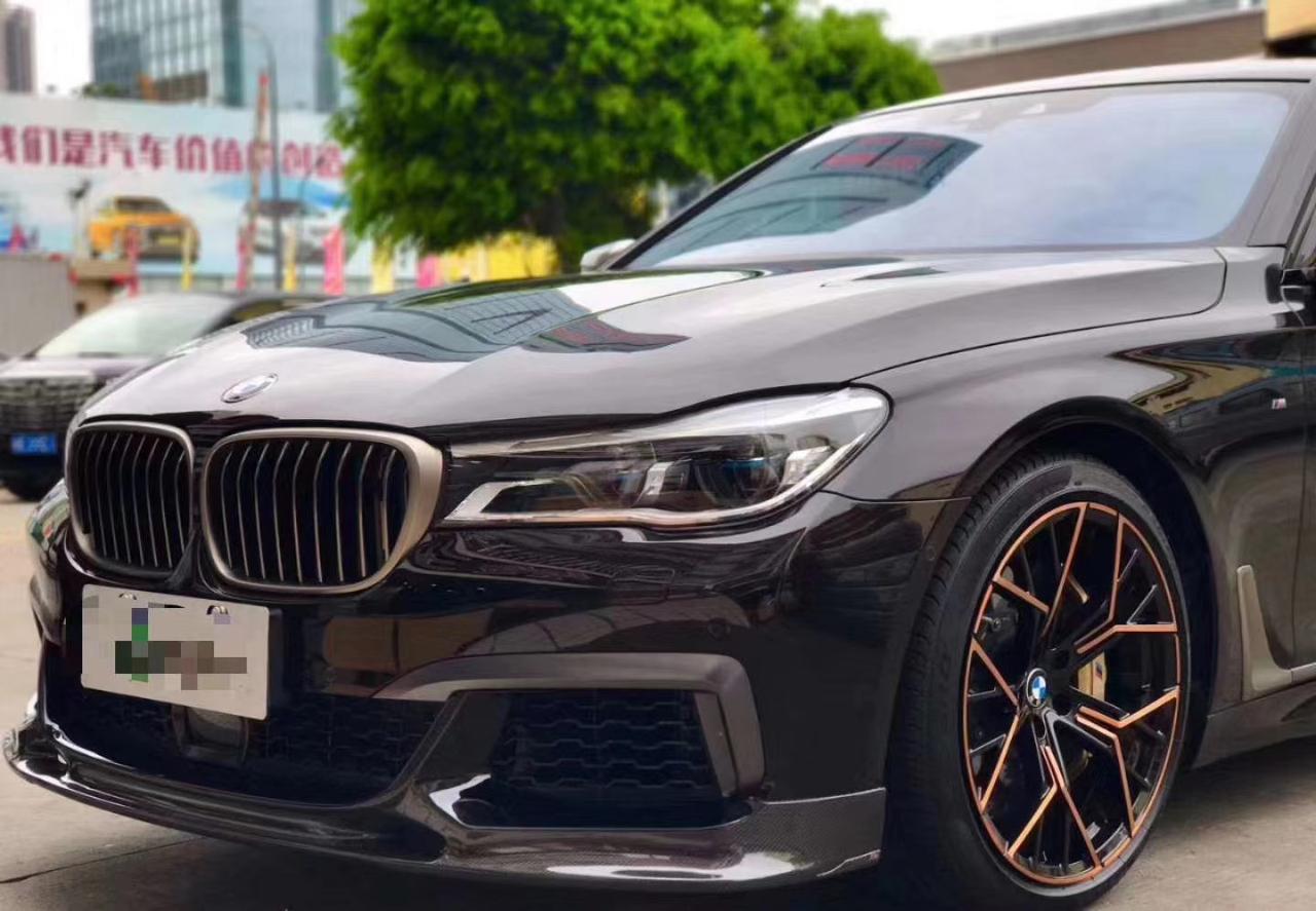 这个宝马7系轮毂改的有点帅欢迎转发哈哈