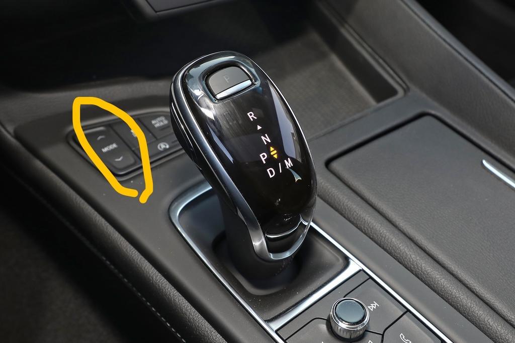 回答了这个车的运动雪地模式怎样开启呢这里调节