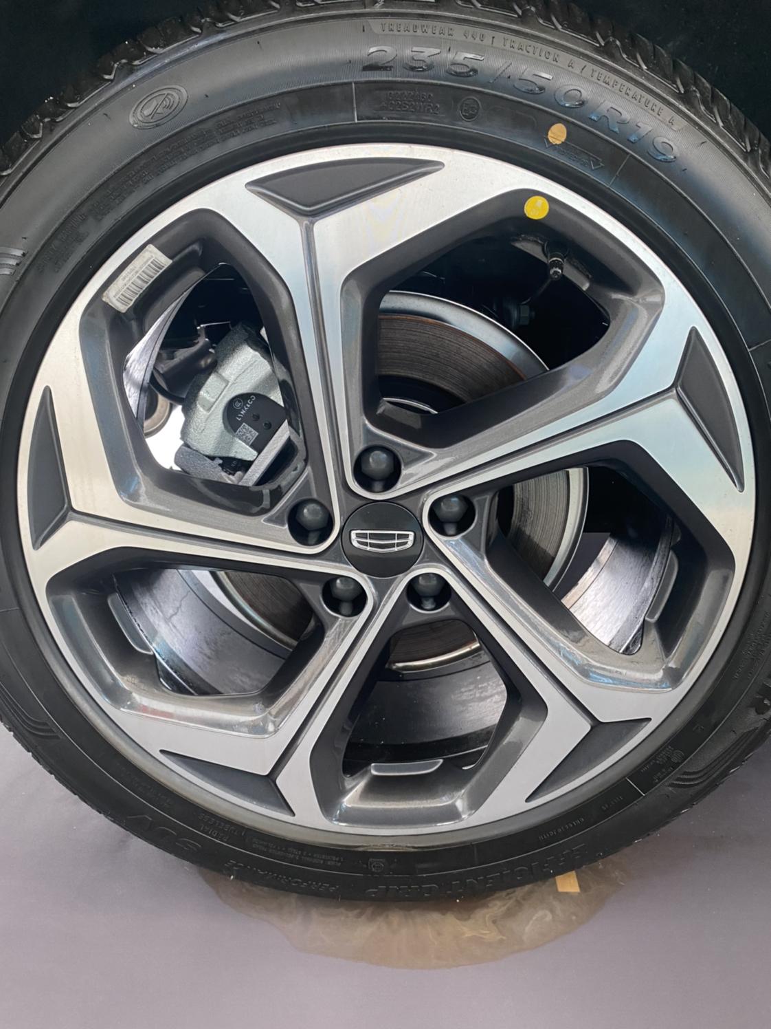 星越l风火轮式轮毂