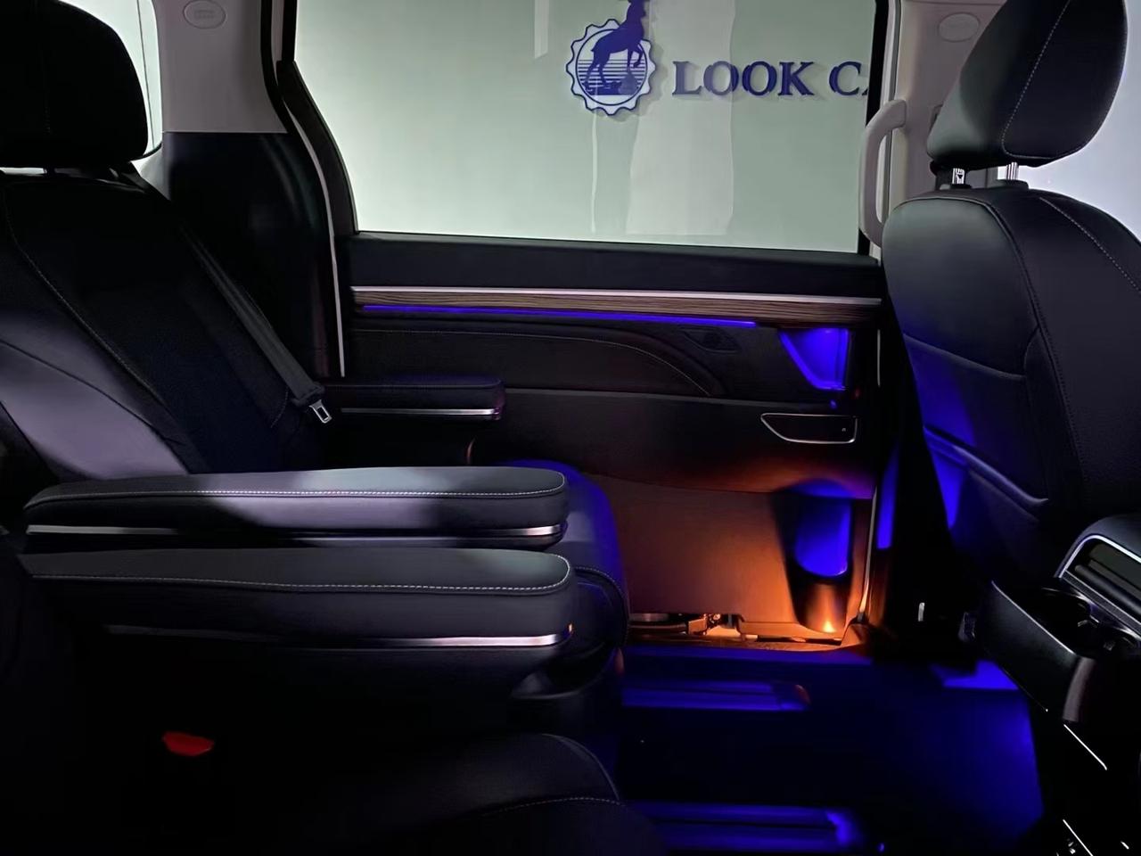 传祺m8氛围灯_传祺m8车友圈_汽车内饰氛围灯_懂车帝